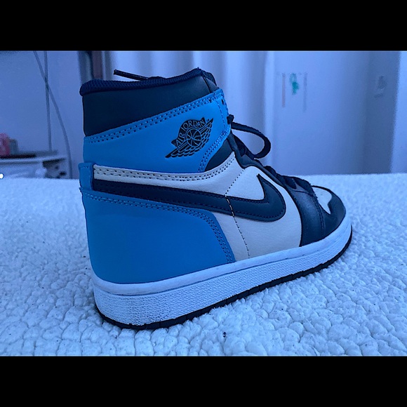 Jordan 1 Obsidian. MENS